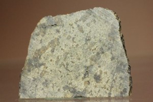 販売中！オマーンで発見された稀有な火星隕石