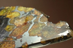 アタカマ砂漠で見つかった、最も希少な石鉄隕石イミラック(Imilac)