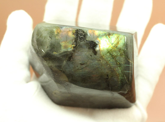 稀有な遊色。ライムグリーンに輝く鉱物ラブラドライト(Labradorite)（その8）