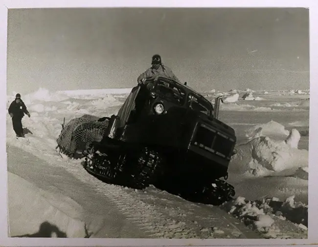 当時を偲ばせる写真のコピー付き！希少！かつての南極観測隊員が所有していた南極の石（オングル石）（その9）