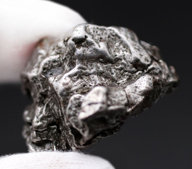 もっとも典型的な鉄隕石の一つ、アルゼンチン産のカンポ・デル・シエロ（その6）