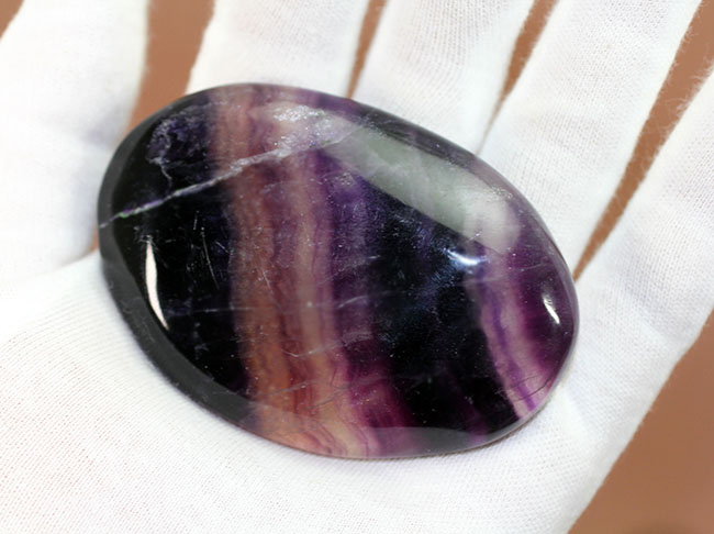 これが希少な「紫蛍石」だ！高い透明度、美しい光りのレイヤーを備えたレインボーフローライト（fluorite）（その12）