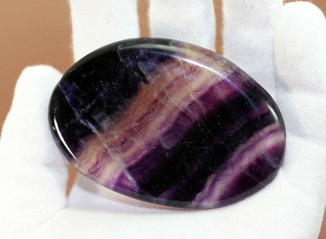 これが希少な「紫蛍石」だ！高い透明度、美しい光りのレイヤーを備えたレインボーフローライト（fluorite）（その7）