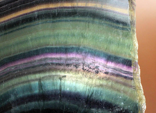これはもはや天然石のビッグな虹だ！１６ｃｍ超える大きなレインボーフローライト（fluorite）（その7）