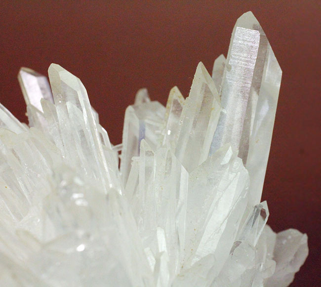非常に透明度の高い石英結晶（水晶）のクラスター（その8）