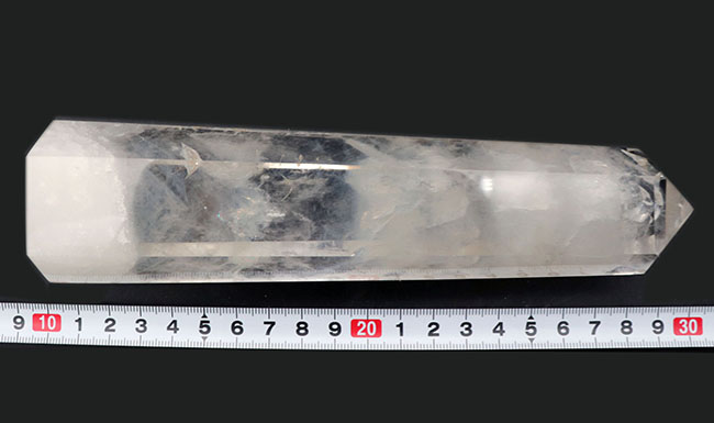 １９センチのベリーロングサイズ！通常はありえないサイズ！どこまでも成長を続けた巨大な石英結晶（水晶）（その8）