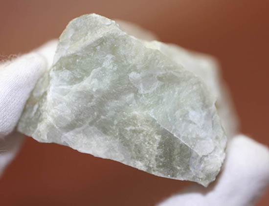 ウレックス石（Ulexite・曹灰磁鉱）。またの名を「テレビ石」（その4）