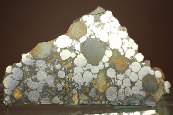 1984年4月3日に落下した、極めて珍しい金属に富んだ炭素質隕石（その1）