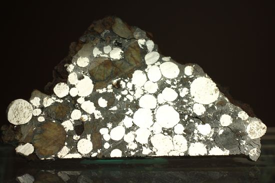 1984年4月3日に落下した、極めて珍しい金属に富んだ炭素質隕石（その4）