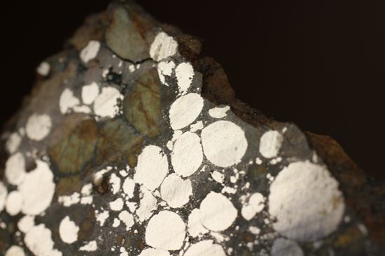 1984年4月3日に落下した、極めて珍しい金属に富んだ炭素質隕石（その8）