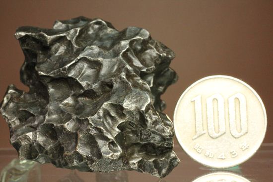 どこからみても、これぞThe 隕石！状態の非常によい、ロシアの鉄隕石 / 【ot261】（その12）