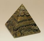 面白い形！ピラミッド型の地球に酸素を生み出したストロマトライト（ペルー産）