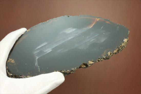 渋いマットブラックと無骨な表皮が味わい深い鉱物メノウ(その4)