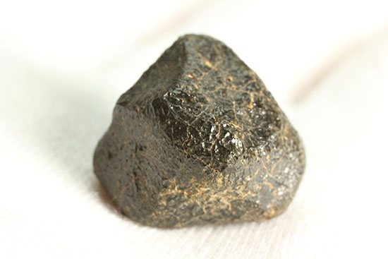 どこかの星の地殻に起源があるとされるユークライト。良質の溶融表皮を備えたキャメルドゥンガ（Camel Donga）隕石（その7）
