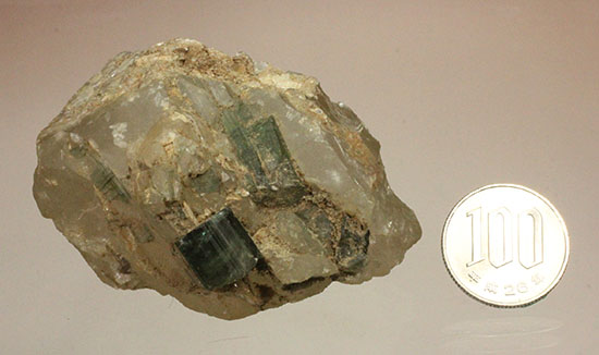 緑色魚眼石(Green Apophyllite)（その13）