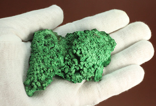 鮮やかな緑色鉱物、その名は翠銅鉱(すいどうこう:Dioptase)(その5)