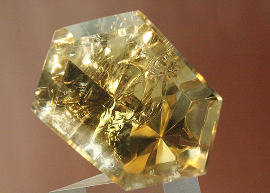 最高品質、透明度高し!希少な天然標本です。シトリンこと黄水晶(Citrine)(その3)