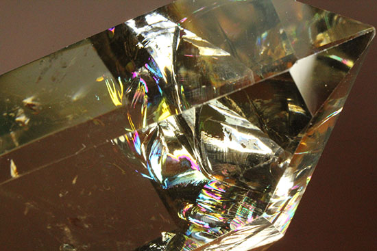 最高品質、透明度高し!希少な天然標本です。シトリンこと黄水晶(Citrine)(その6)