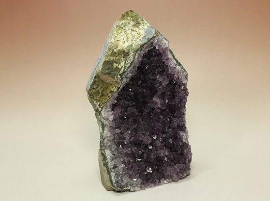 １.５キロオーバー！紫水晶ことアメシストの原石、キラキラ輝く迫力標本(Amethyst)（その7）