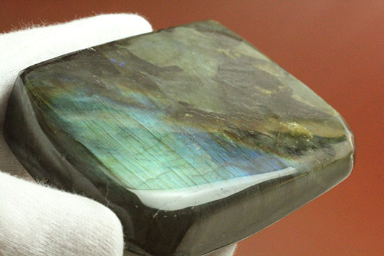 スカイブルーのラブラドレッセンスを堪能できる300gを超える巨大なラブラトライト(Labradorite)(その11)
