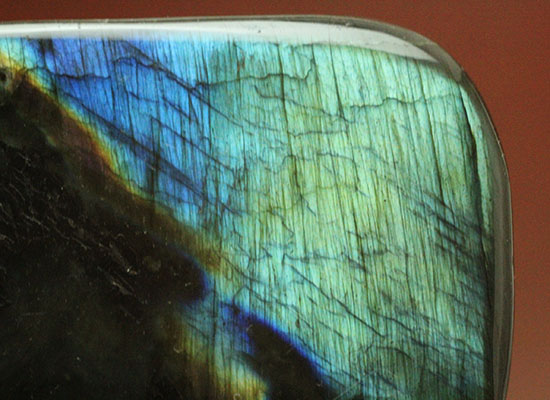 スカイブルーのラブラドレッセンスを堪能できる300gを超える巨大なラブラトライト(Labradorite)(その8)