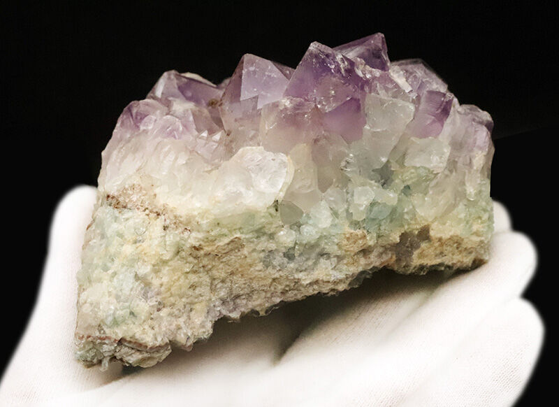 10cm超え！紫・白・緑の三層の調べ。地中の環境変化が刻まれたマルチカラー・アメシスト（Amethyst）の原石（その4）