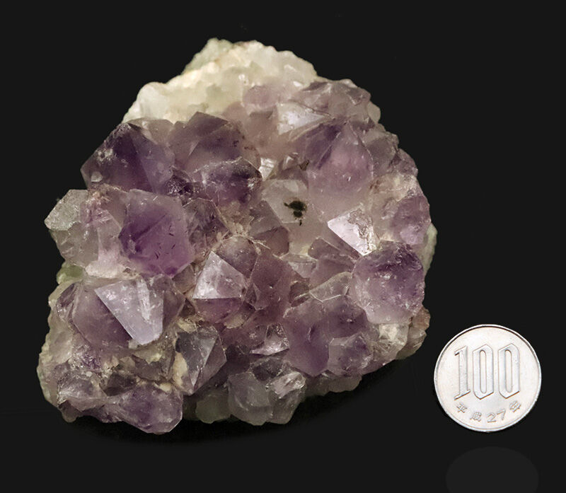 10cm超え！紫・白・緑の三層の調べ。地中の環境変化が刻まれたマルチカラー・アメシスト（Amethyst）の原石（その9）