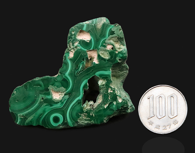 鮮やかなグリーンが際立つ、世界有数の産地・コンゴが誇るマラカイト原石（Malachite・孔雀石）（その9）