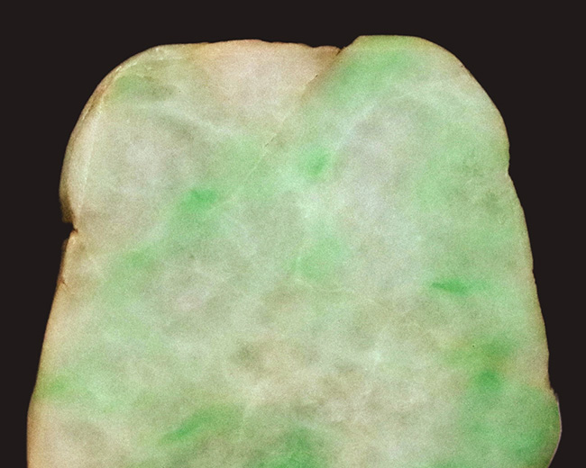 オーストラリア・クイーンズランド州産、やさしい緑を宿す鉱物、クリソプレーズ（緑玉髄）（その2）