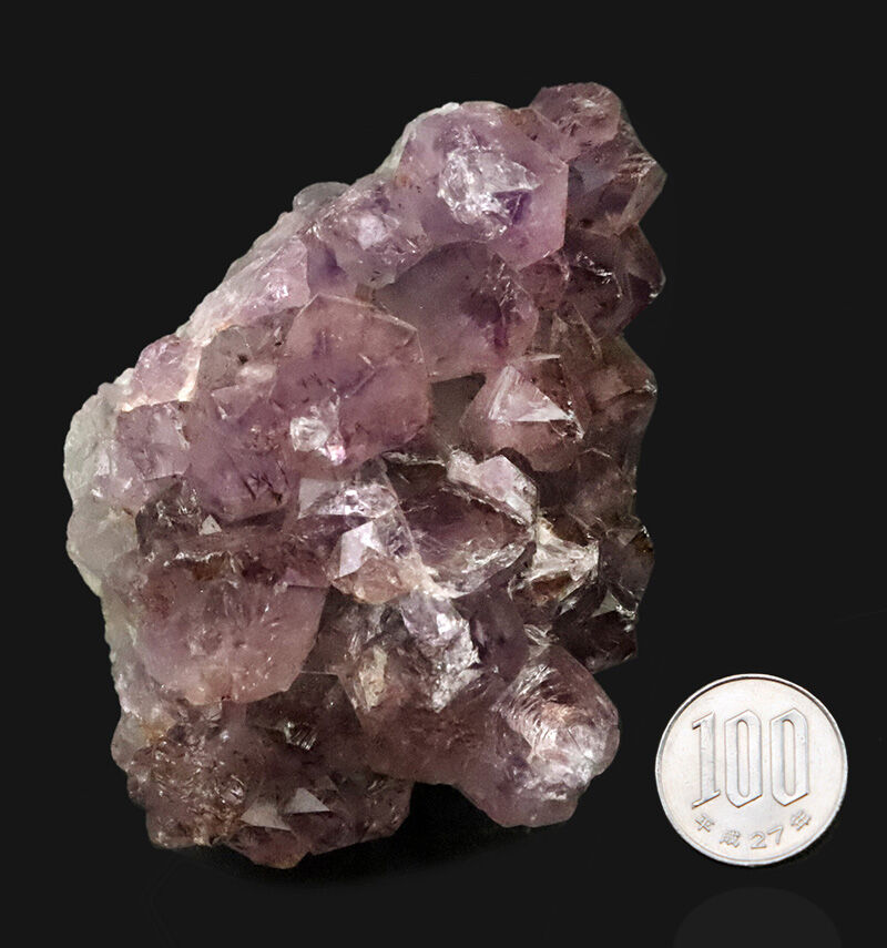 自然が育てたラベンダーパープルの輝き！シャープな結晶が密集するアメシスト（Amethyst）原石クラスター（その10）