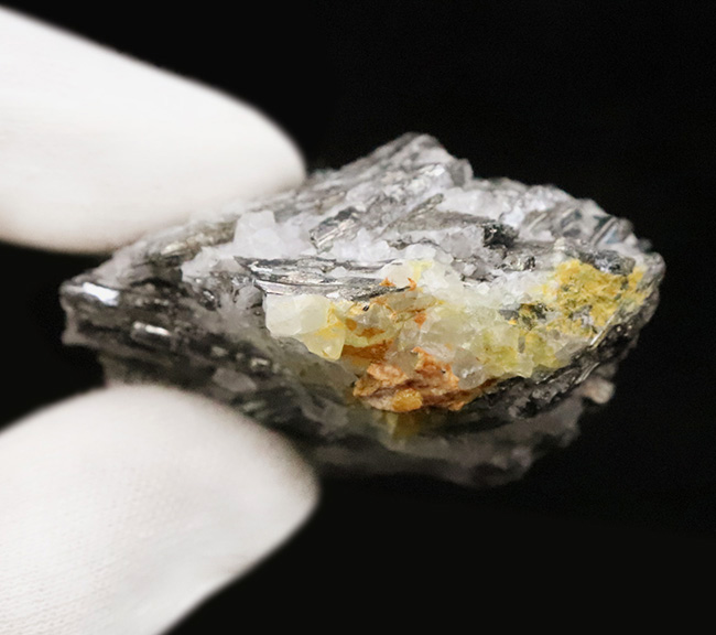 かつて1878年のパリ万国博覧会にも出品され、コレクターを魅了した、愛媛県産 市之川鉱山（閉山）産の希少な輝安鉱（Stibnite）（その5）