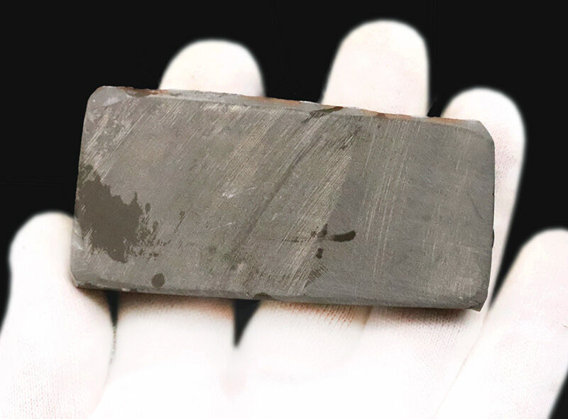 ドラゴン・スキン標本！鮮やかな緑と赤の遊色に魅せられる、カナダ産アンモライト（Ammolite）のピース（その6）