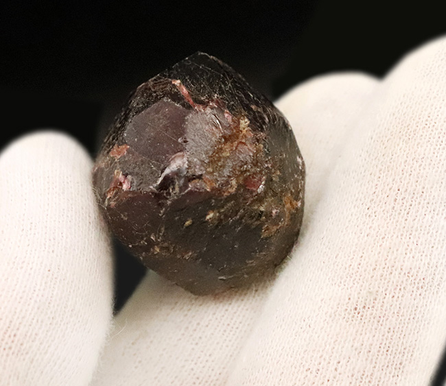 中世の戦士の守護石！鉄のような重みと真紅が特徴のアルマンディン・ガーネット（Garnet）（その4）