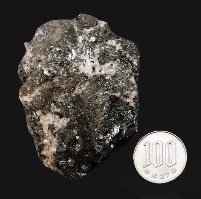 「血の石」岩手県仙人鉱山産（閉山）の赤鉄鉱（Hematite）（その8）