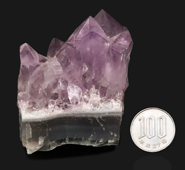 机上に、時を閉じ込めた紫の洞窟はいかが?ブラジル産ジオード型・天然アメジスト(Amethyst)(その6)