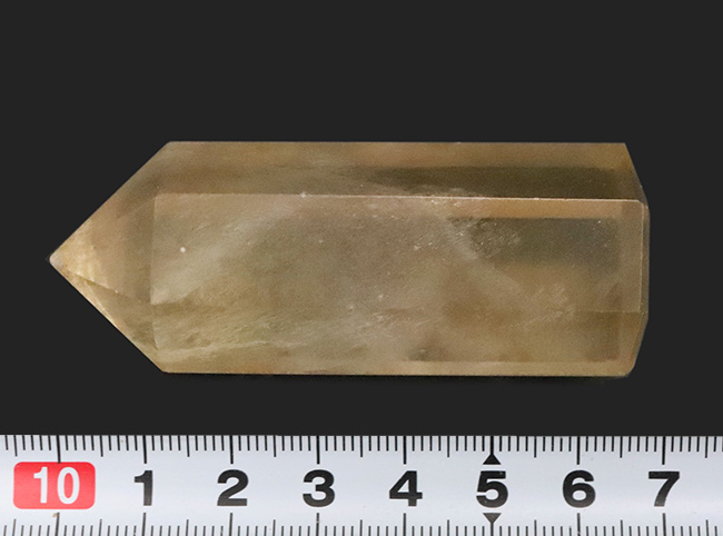 観賞用鉱物の定番アイテム、イエローフローライト(Fluorite)カット標本(その6)
