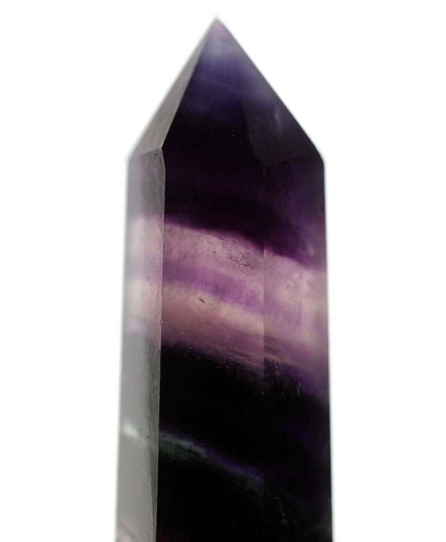 紫の濃淡を楽しめる鉱物、フローライト（fluorite）（その1）