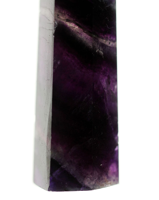 紫の濃淡を楽しめる鉱物、フローライト(fluorite)(その3)
