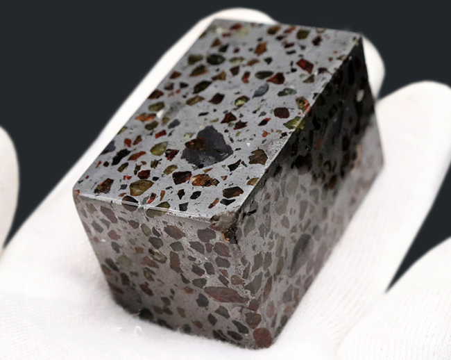 人気！贅沢な直方体型カット！「世界で最も美しい隕石」と評される石鉄隕石、パラサイト（その7）