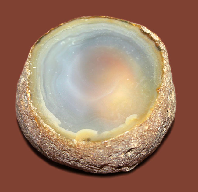 スライスカットではありません!塊状のメノウ標本(Agate)(その1)
