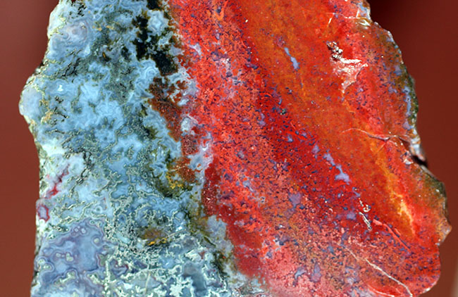 グリーン、グレー、ブルー、レッド・・・色彩豊かなハンガリー産のメノウ(Agate)(その3)
