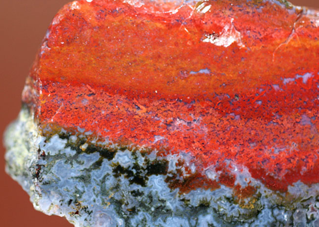 グリーン、グレー、ブルー、レッド・・・色彩豊かなハンガリー産のメノウ(Agate)(その7)