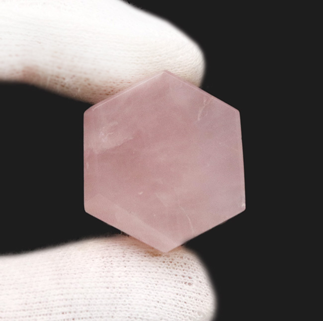美しい淡いピンクの象徴、愛と美の石 - ローズクォーツ（Rose Quartz）（その5）