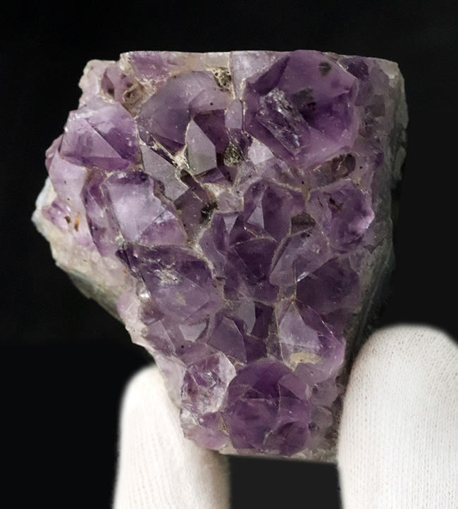 原石でしか味わえないナチュラルで無骨な味わい！ブラジル産のアメシスト（Amethyst）（その2）