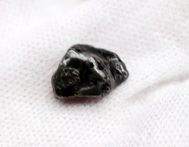 １９２２年に初めて発見された鉄隕石、オデッサのミニ標本（その5）
