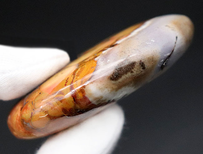 インドから来たジャスパーの王様、蛇の柄模様を持つ玉髄、その名も