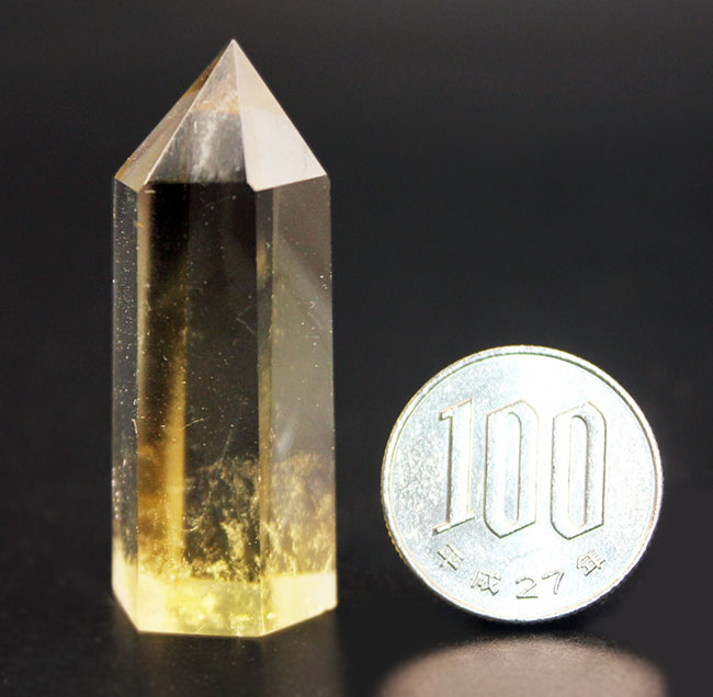 ナチュラルな黄色を呈するブラジル産の天然シトリン(黄水晶)(その5)