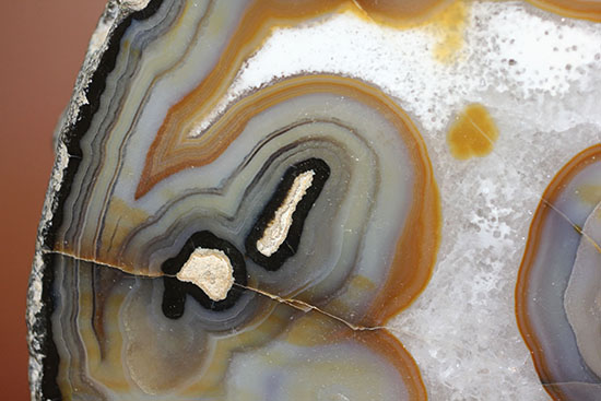 ボールをカットした美しいブラジル産メノウ(Agate)(その8)