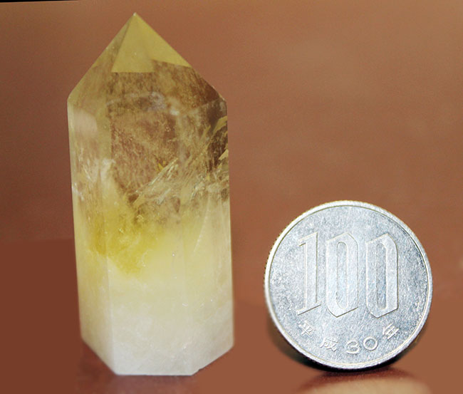 淡いイエローが人気の鉱物、ブラジル産の天然シトリン（黄水晶）（その6）