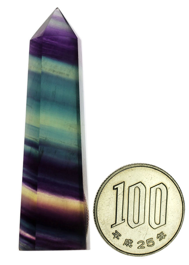 幅広い色調、蛍石の特徴が現れた一本。鉱物、レインボーフローライト(fluorite)(その11)